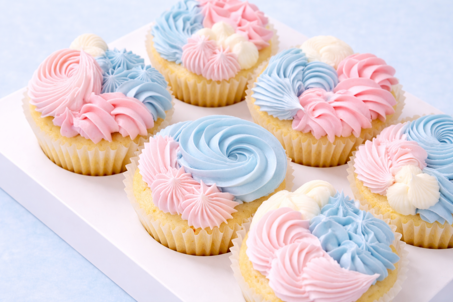 Baby blue and pink cupcake