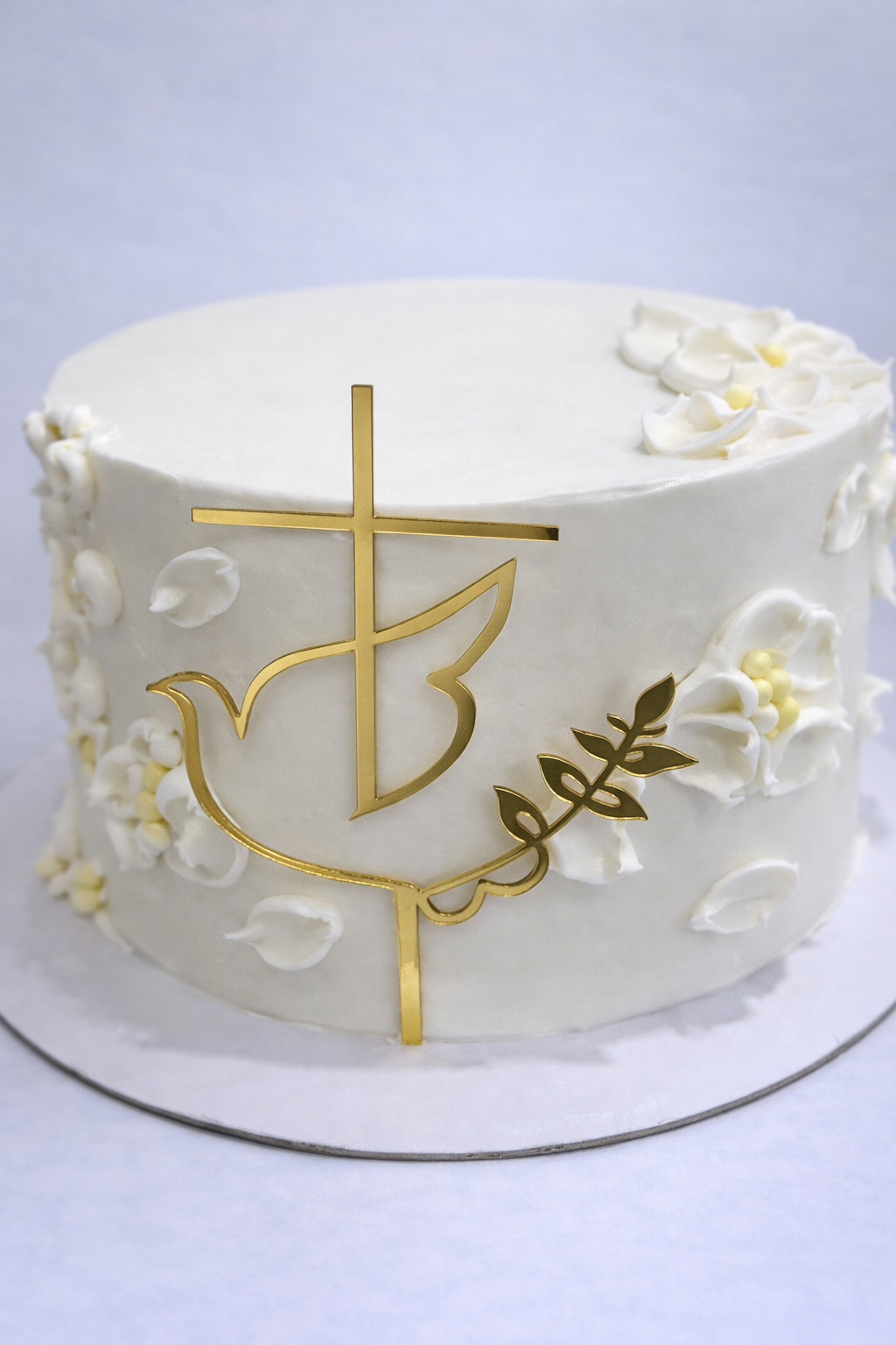 Flower dove cake